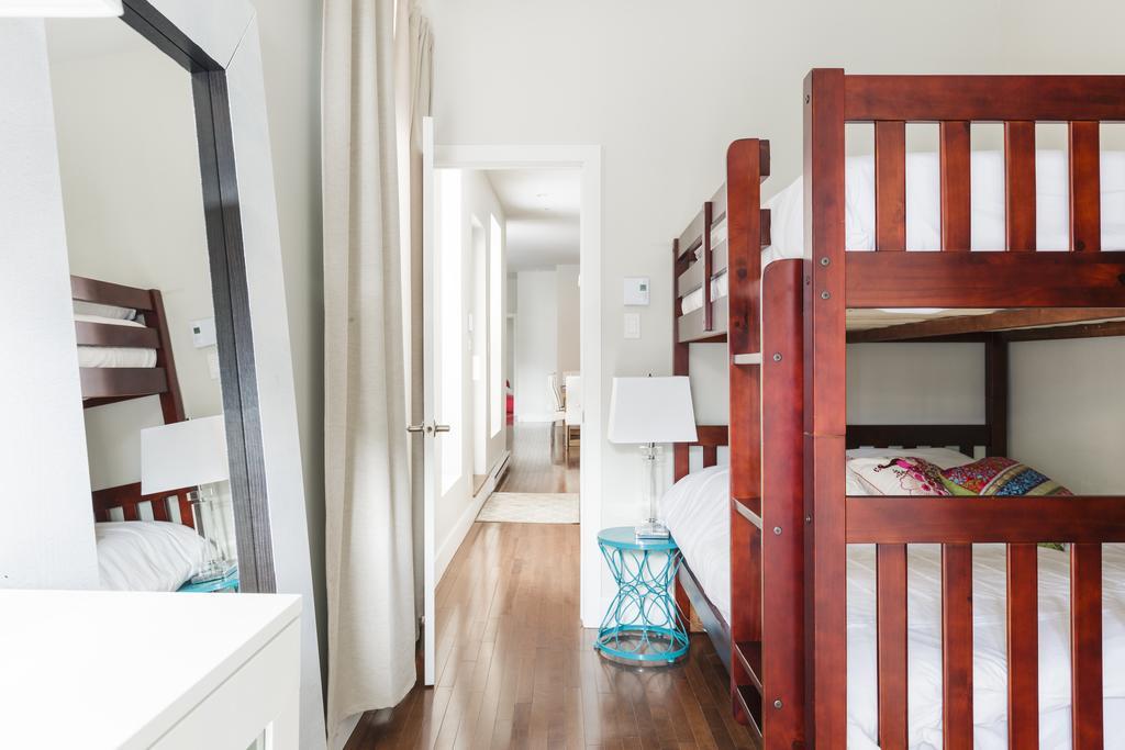 Mtlvacationrentals - The Fabfour Montréal Exteriör bild